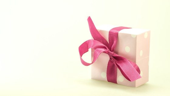 gift-548284_1280