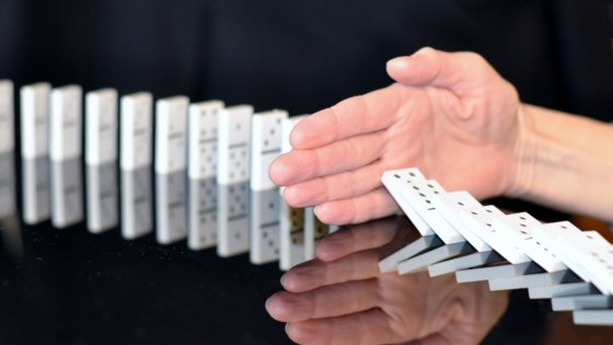 domino-665547_1280