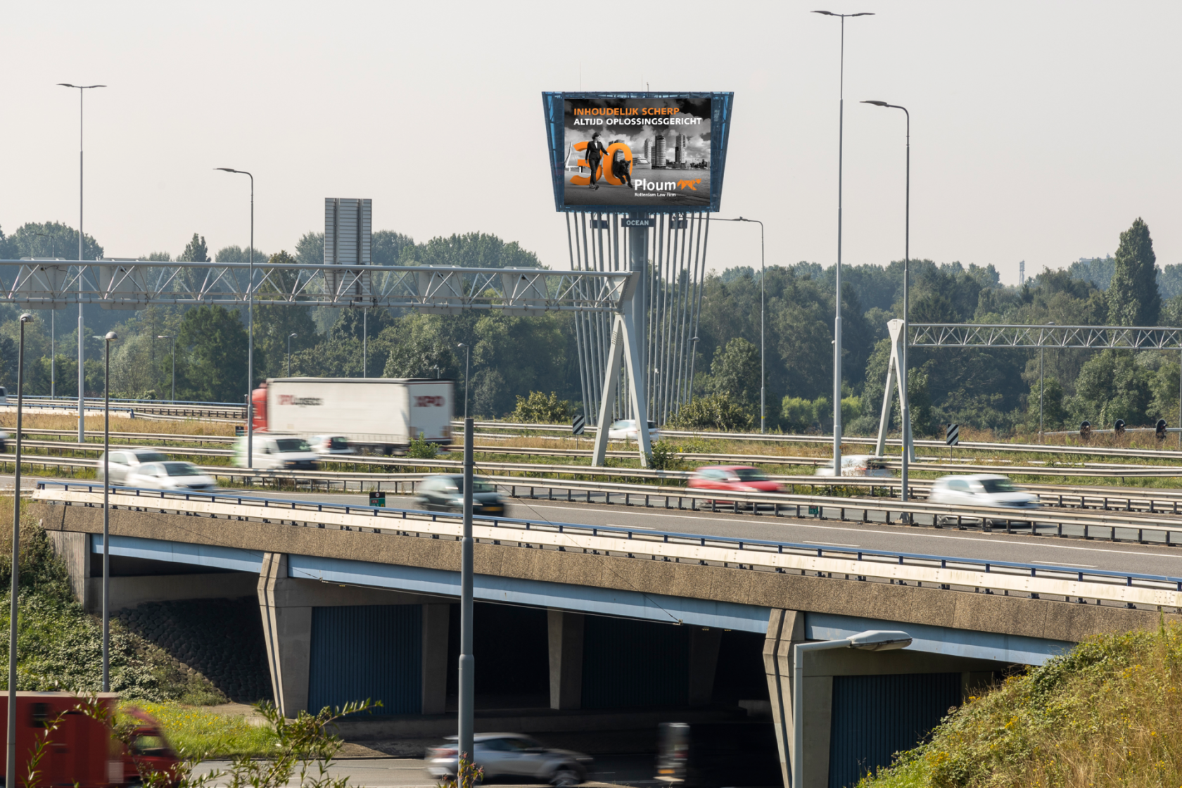 Ploum – Mockup – 113B – 28-8