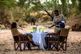 Jambo Safari Club © – Tanzania – Safari Afrika – Nimali-Bush-Lunch