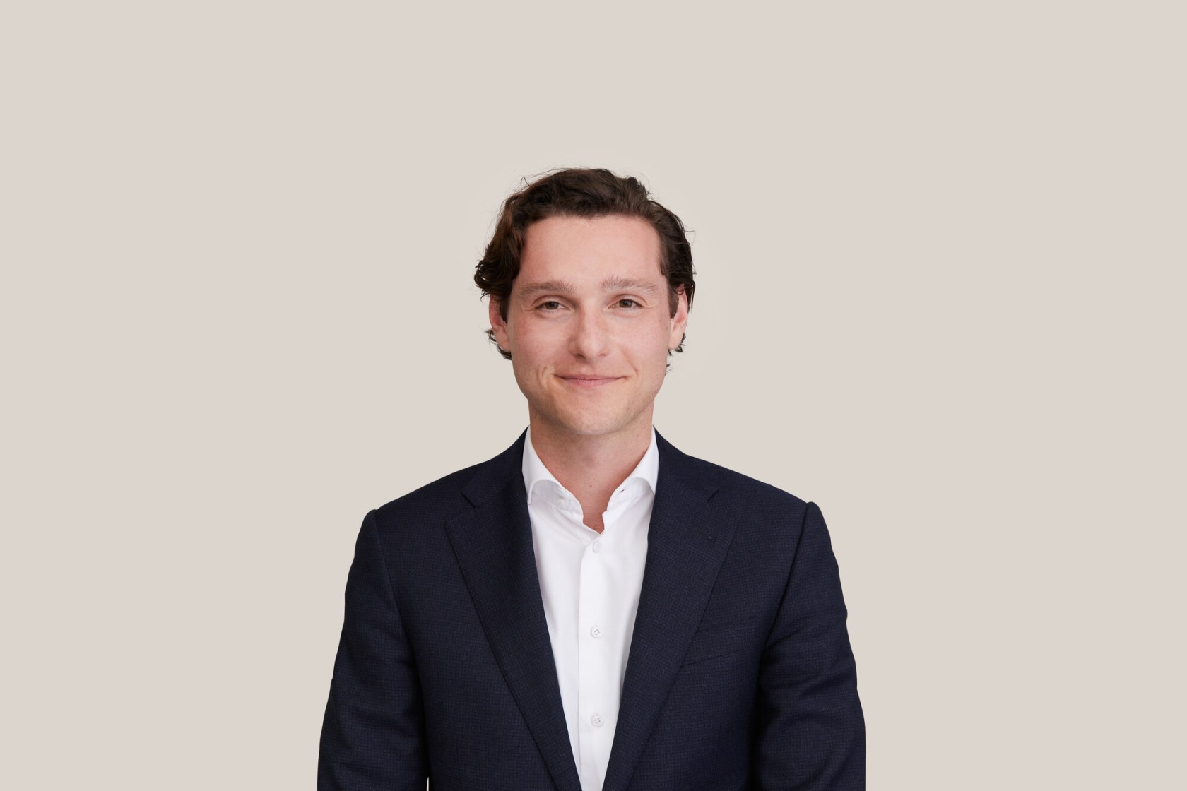 MEDIUM-robert.vanhattum